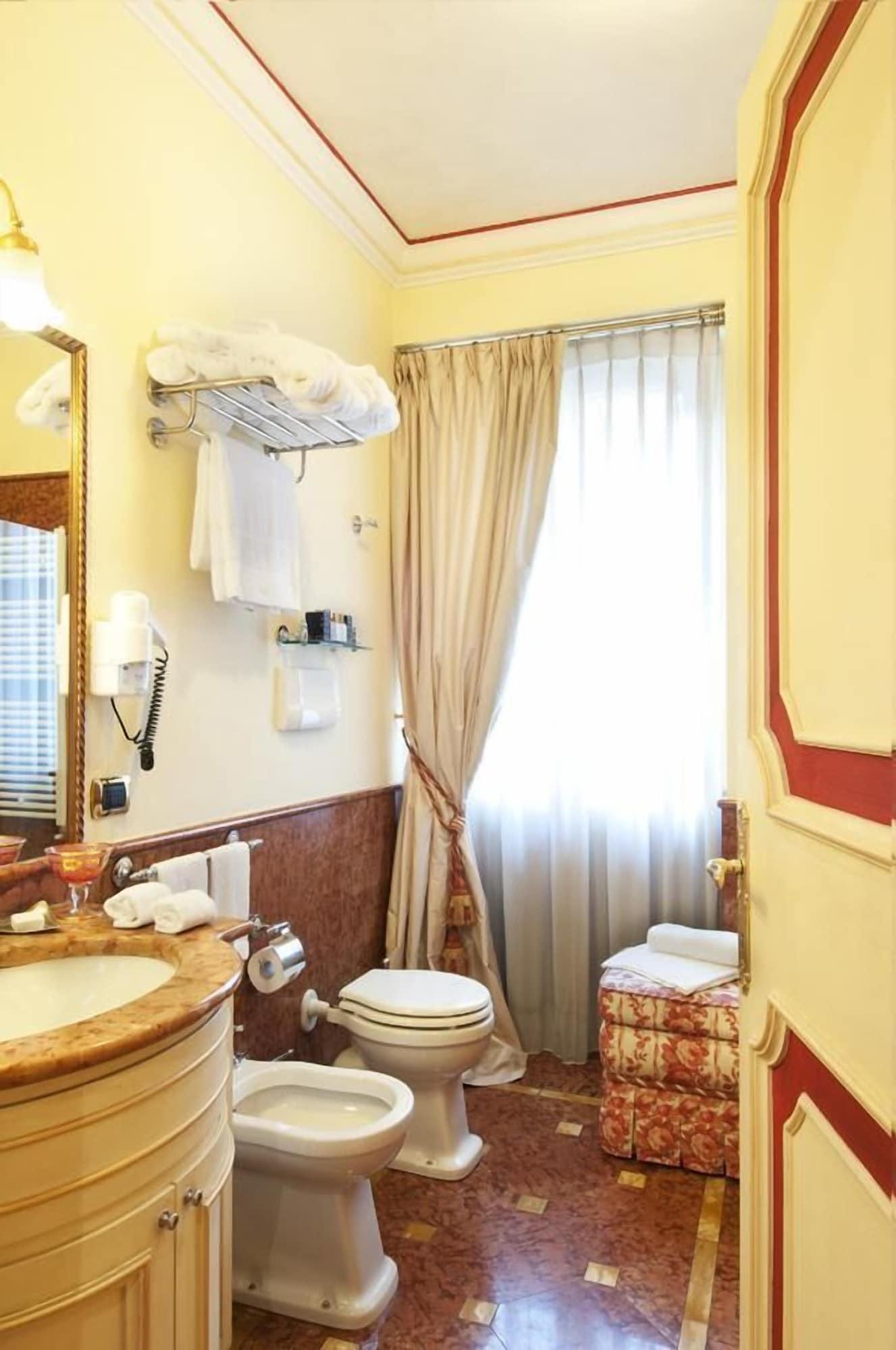 Petit Palais Hotel De Charme Milaan Kamer foto