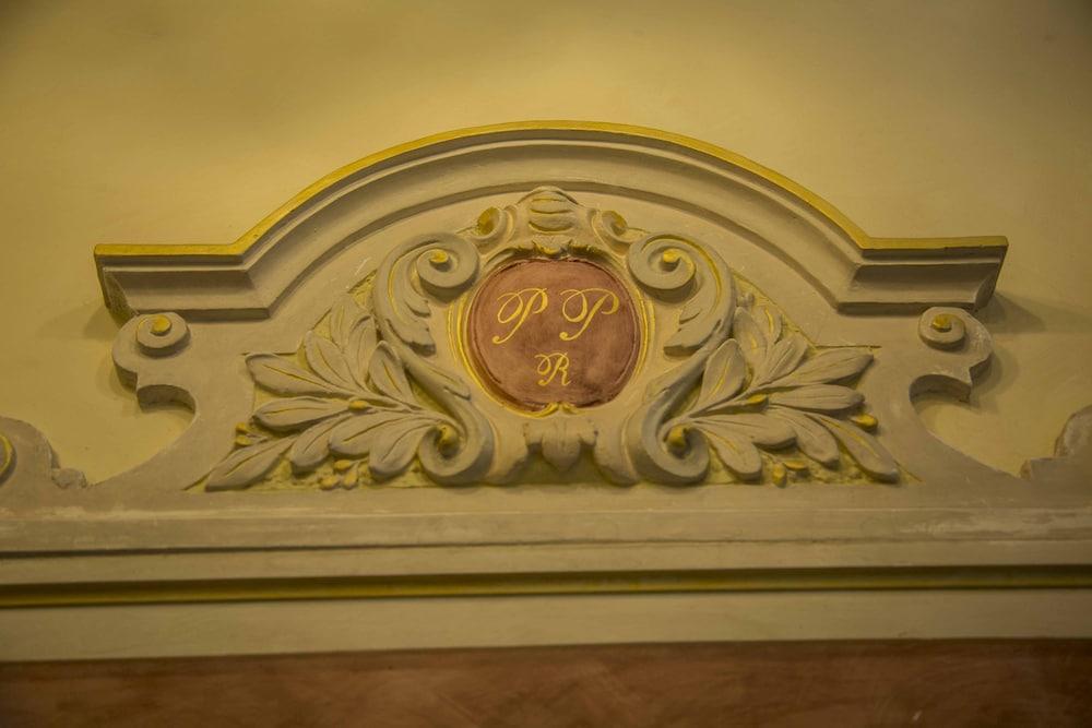 Petit Palais Hotel De Charme Milaan Buitenkant foto