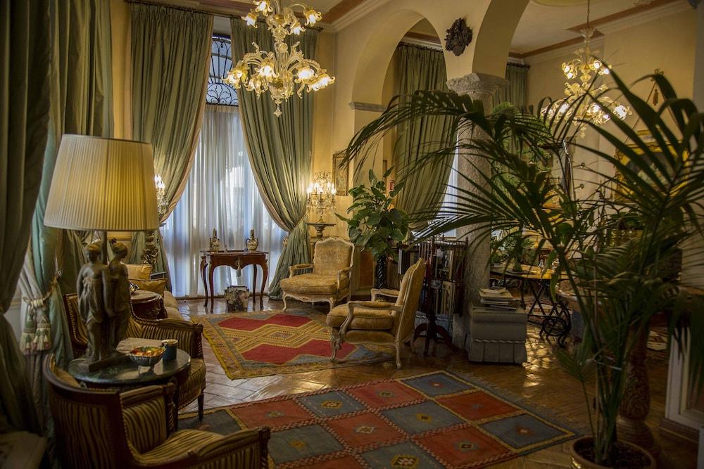 Petit Palais Hotel De Charme Milaan Buitenkant foto