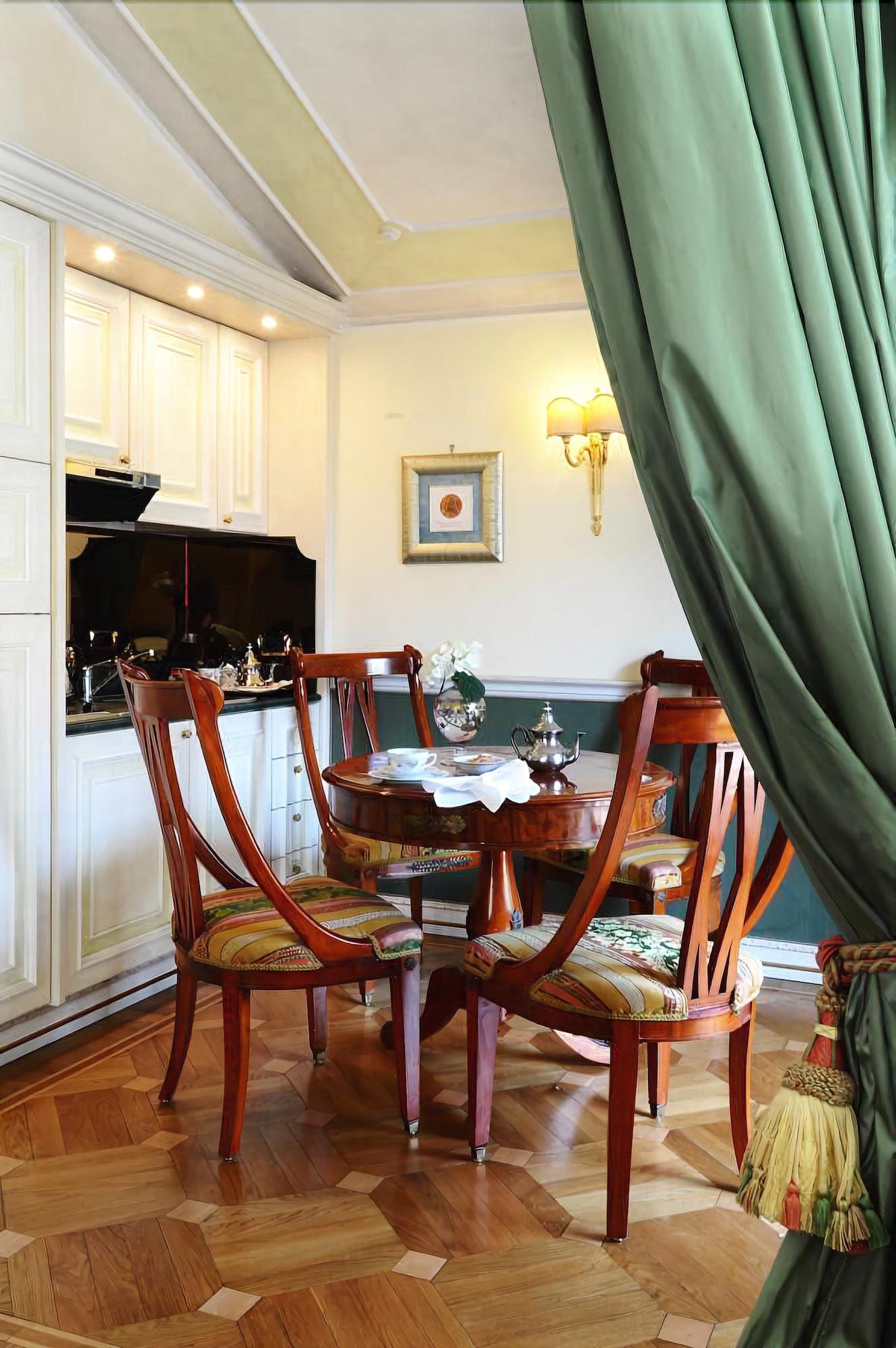 Petit Palais Hotel De Charme Milaan Restaurant foto