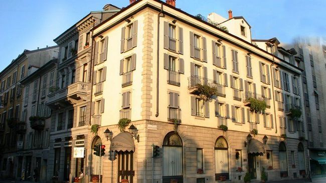 Petit Palais Hotel De Charme Milaan Buitenkant foto
